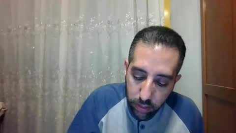 mmohsen_1985 online show from December 1, 11:13 pm