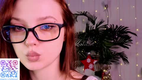 Molly online show from December 23, 5:41 am