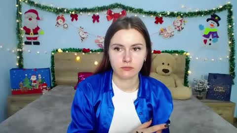 MollyTravis online show from December 14, 8:36 am