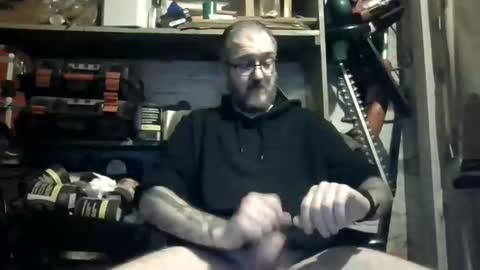 mr_inkrediblebe online show from November 16, 7:03 am