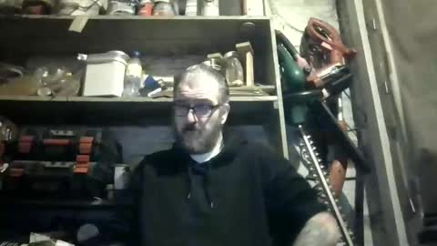 mr_inkrediblebe online show from November 26, 7:59 am