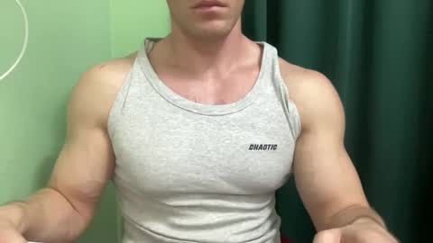 Mrbiceps23 online show from December 9, 5:27 pm