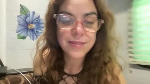 mrs_kinkie online show from December 7, 4:27 pm