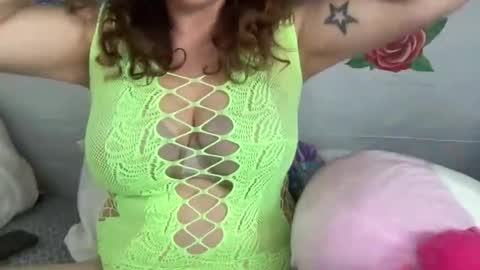 mrs_kinkie online show from December 15, 4:22 pm