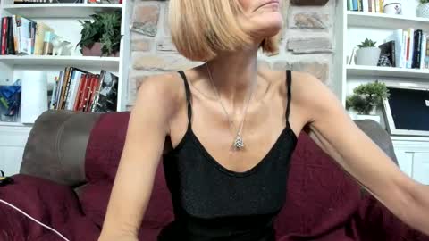 Marie  Wadsworthy Wife Marie XXX online show from January 21, 4:43 pm