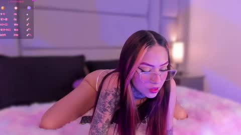 ms_ivy_rose online show from December 3, 6:23 am