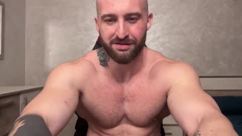 Muscle God online show from December 10, 8:29 pm