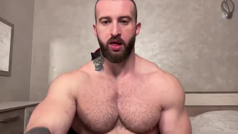 Muscle God online show from January 4, 9:27 am