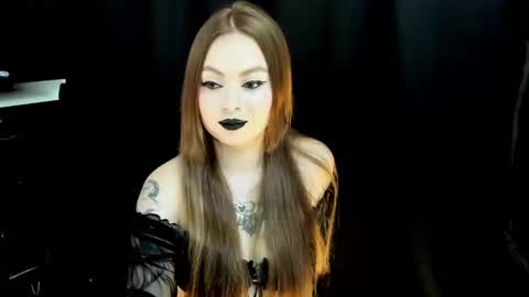 nastykatty_ online show from December 11, 10:31 pm