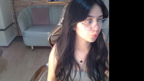 nataly_alvarez_b online show from November 12, 8:00 pm