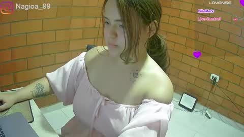 natcam_99 online show from February 1, 2:22 am