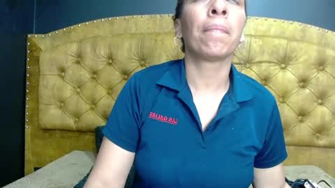 Nathalia online show from November 19, 3:35 am