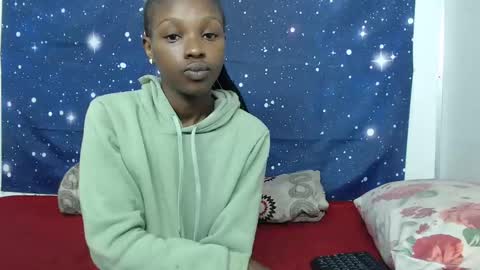 nawtyylarissa69 online show from January 12, 2:05 pm