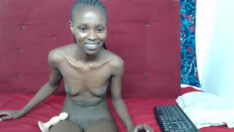 nawtyylarissa69 online show from December 6, 2:49 pm