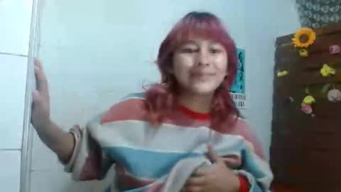 nelly_zuzume online show from February 2, 9:59 pm