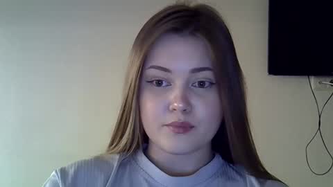 nesti__ online show from February 3, 12:52 am