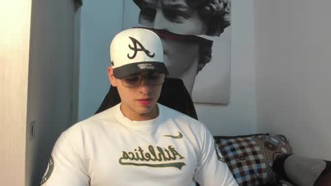 Andres online show from December 6, 12:36 am