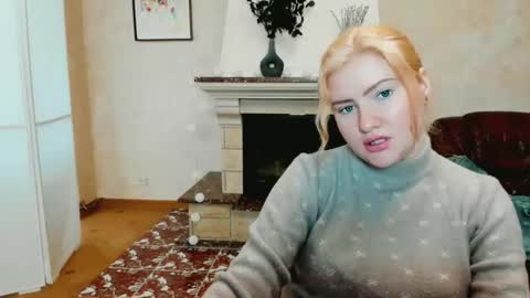 nika_drake online show from January 25, 12:05 pm