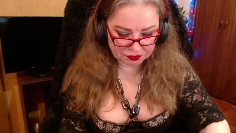 miss Tress online show from November 23, 6:41 pm