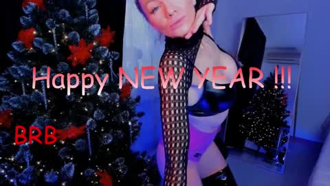 oliva_candy online show from January 1, 4:58 pm