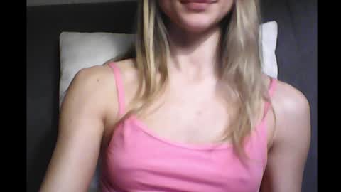 olivialovesex828 online show from December 13, 1:39 pm