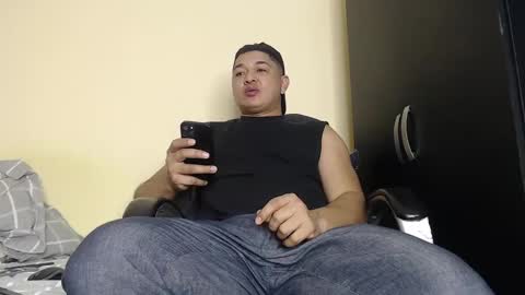 otto_stud online show from November 25, 4:05 am