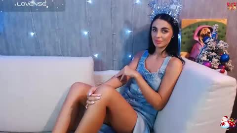 I am Lora and i am glad to see you in my room online show from December 19, 3:55 am