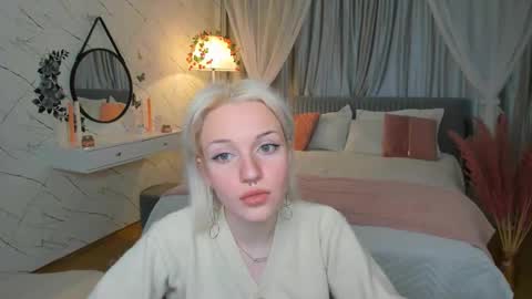 Beautiful Molly online show from November 20, 11:04 am