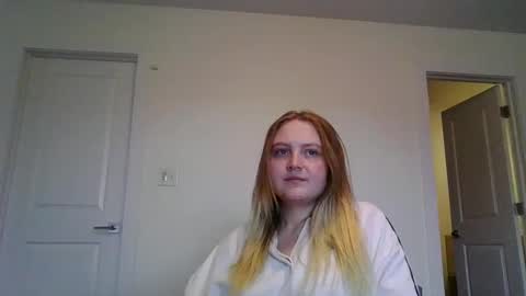 PhatAssBlond online show from November 14, 4:41 pm