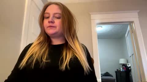 PhatAssBlond online show from January 13, 2:18 pm