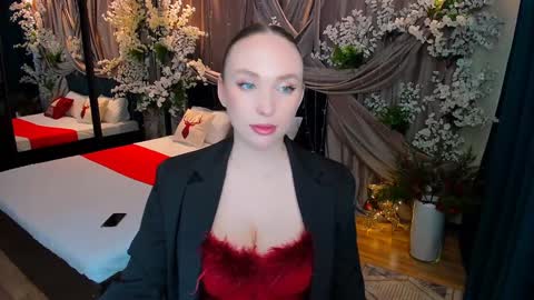 Emelie online show from December 29, 10:38 am