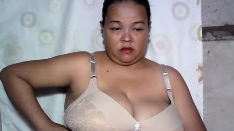 pinay_yummy28 online show from December 13, 8:50 am