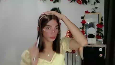 pixie_babe online show from December 5, 2:16 am