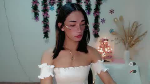 pixie_babe online show from December 10, 3:03 pm