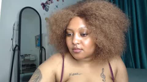 pretty_annah online show from November 17, 12:12 am