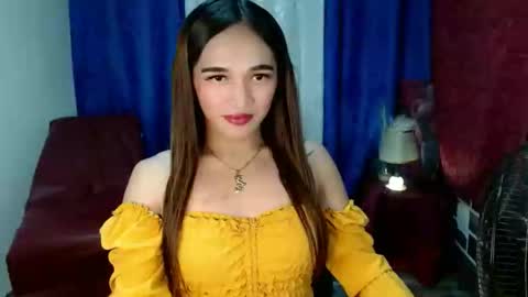 pretty_lady_kitty online show from December 10, 6:37 am