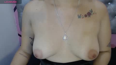 pussy_angel19 online show from November 15, 6:42 pm