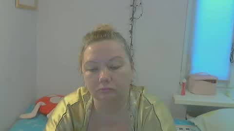 queen_jane8 online show from January 9, 10:49 am