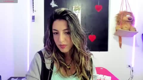 queen_natttyy online show from January 10, 5:04 am