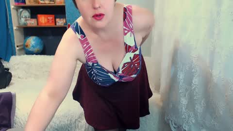 rainbowladyy online show from December 31, 2:11 pm