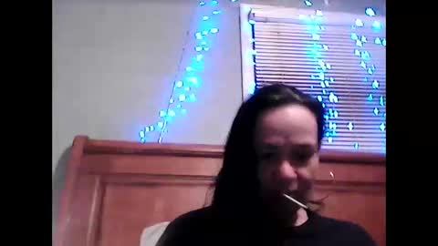 ravensnaughty0724 online show from December 23, 9:51 pm