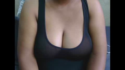 RealAmazingBoobs online show from January 9, 5:56 am