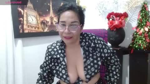 rebeca_gril online show from December 10, 10:59 pm