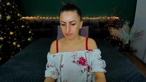 rebecca_diamonds online show from December 29, 6:42 am