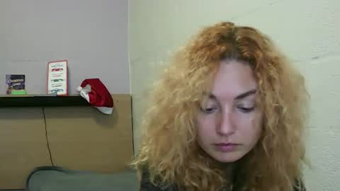 reddgirll online show from December 30, 12:44 pm