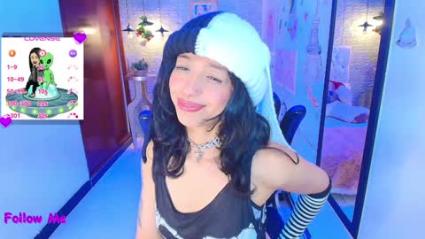 Lili Lopez online show from January 9, 8:05 pm