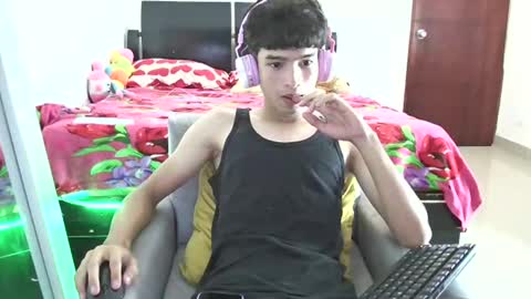 ronald_skinnysex1 online show from November 28, 6:57 am