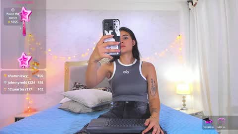 roxannalopez online show from December 30, 8:08 pm