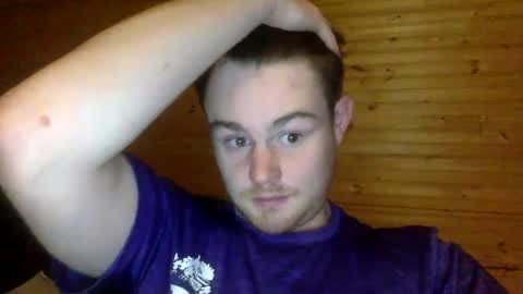 ryanhung_57 online show from December 19, 5:22 am