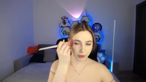 Sabrina Violet online show from December 26, 9:03 am